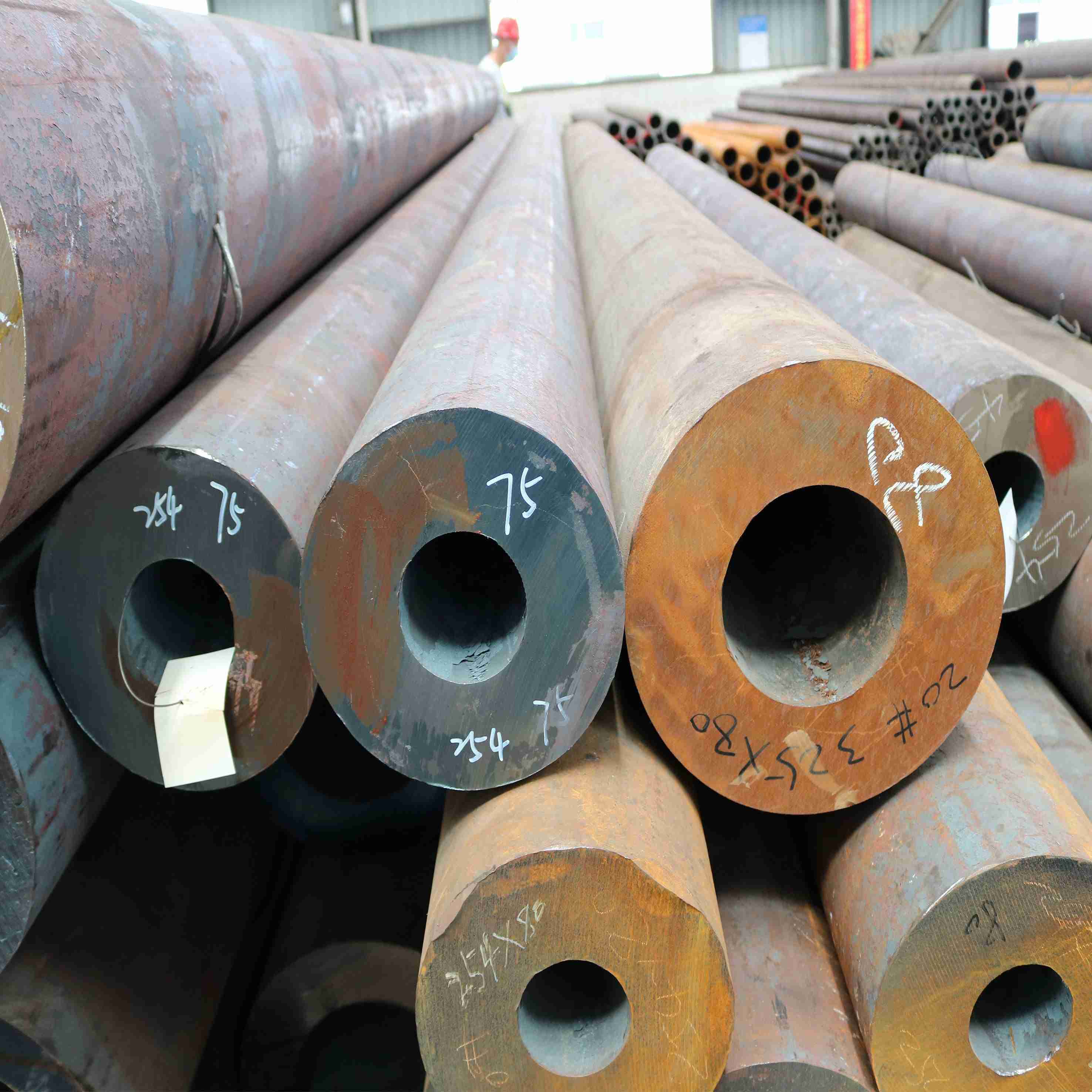 Hot Rolled Seamless Steel Pipe Electrolytic Polishing Seamless Carbon Steel Pipe Oil And Gas Transmission Pipe